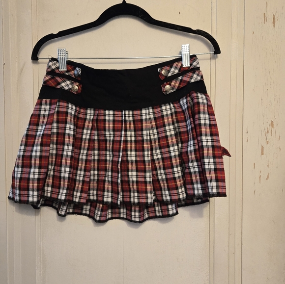 Tripp nyc Dresses & Skirts - Red plaid tripp skirt size small